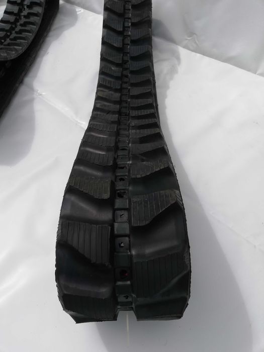 Gąsienica Gumowa 180x72x37 Włoska