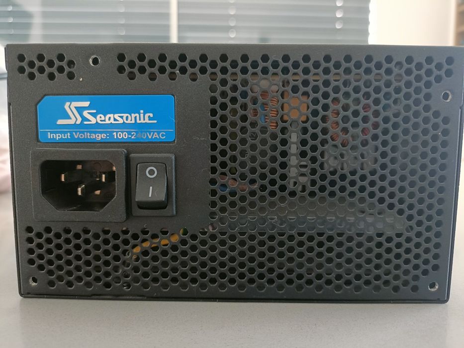 Fonte de Alimentação ATX Seasonic S12II 520W 80 Plus Bronze