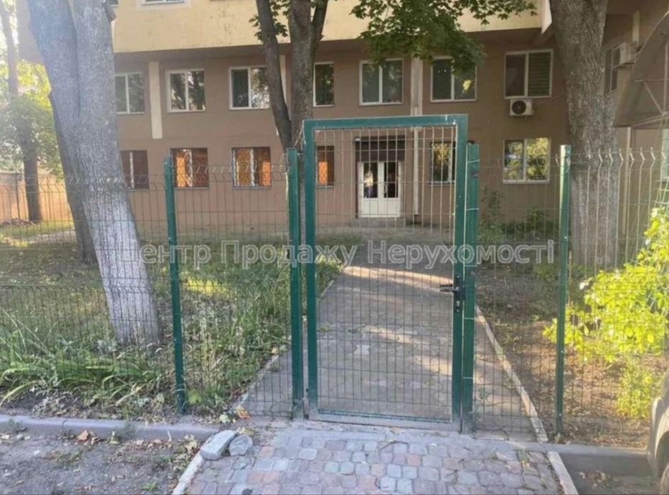 Продам комерційну нерухомість (виробничу, склади,офіси і т.д.)