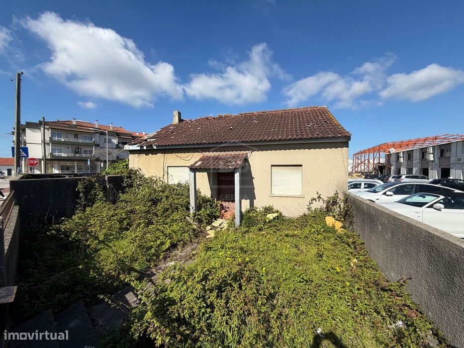 Moradia Devoluta T3 Venda em Marinha Grande,Marinha Grande — Marinha Grande, Leiria