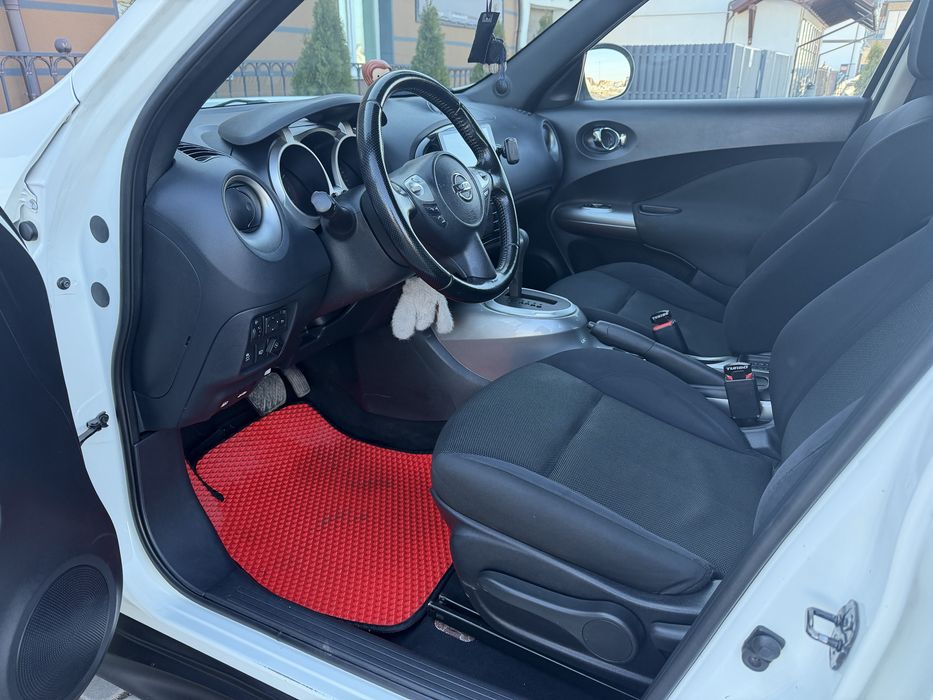 Nissan Juke, 1,6 газ/бенз, АКПП