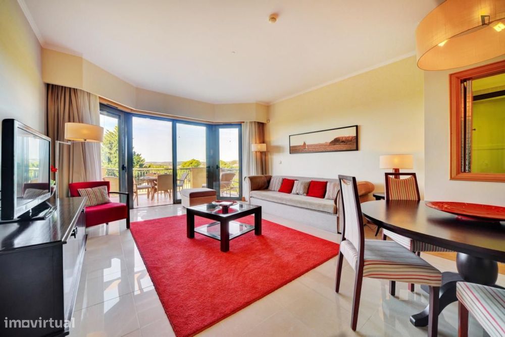 Apartamento com 2 quartos - localizado em Quarteira