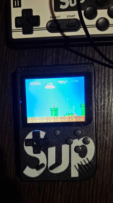 Портативна ігрова приставка