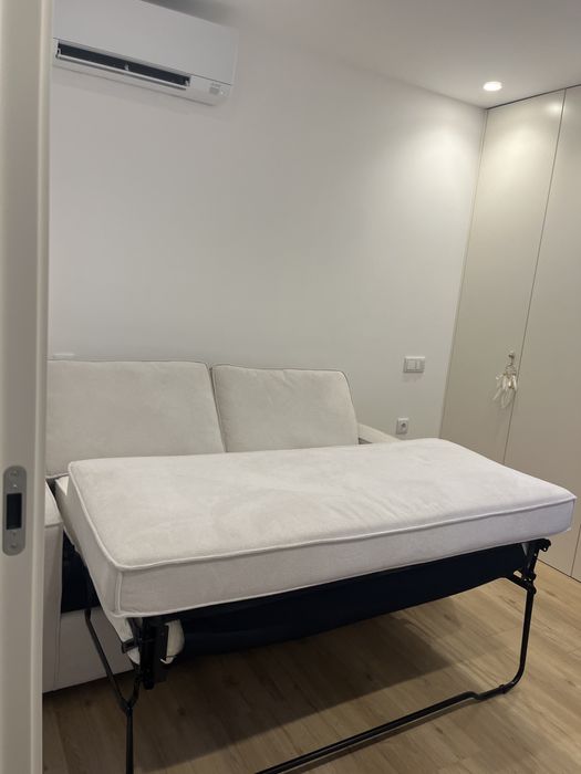 Sofa novo! facilitação no transporte 480€