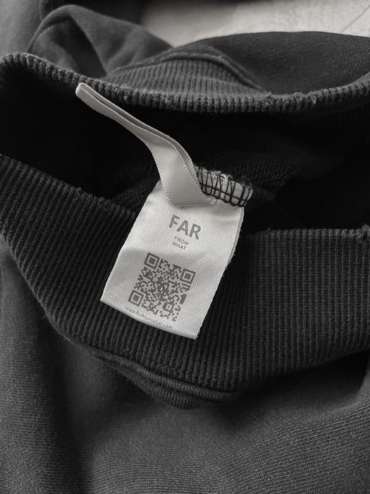 Худі FAR ARCHIVE / FAR FROM WHAT чорного / темно сірого кольору