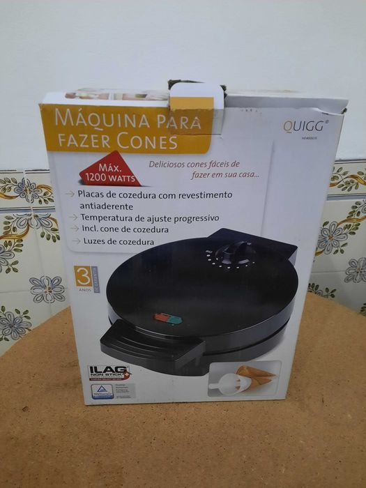 Maquina para fazer crepes e cones