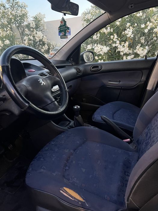 Peugeot 206 1.1 (221.000km) ano - 2000