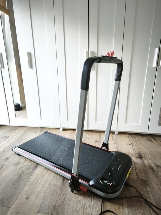 Bieżnia domowa elektryczna składana 10km/h WALDEN F26