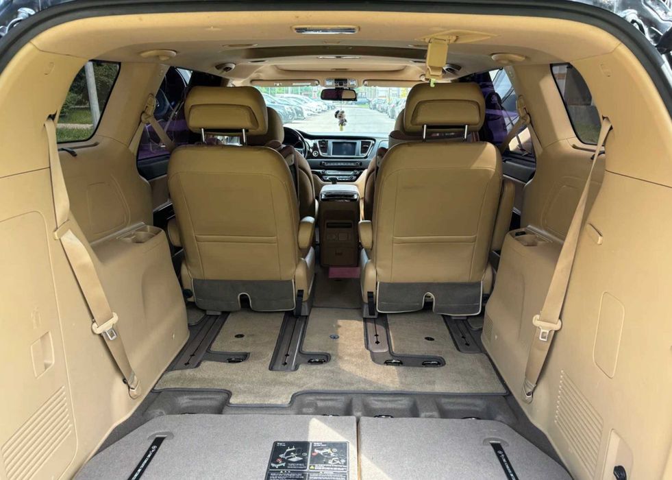 Kia Carnival III 2018