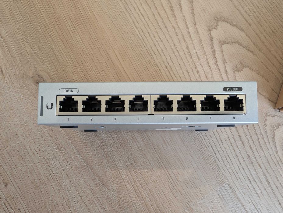 Switch Ubiquity Unifi Switch 8