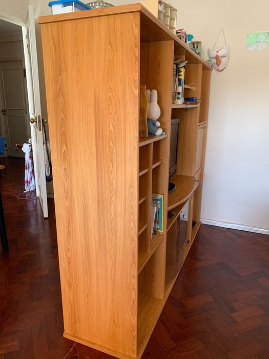 Móvel em madeira sala ou quarto