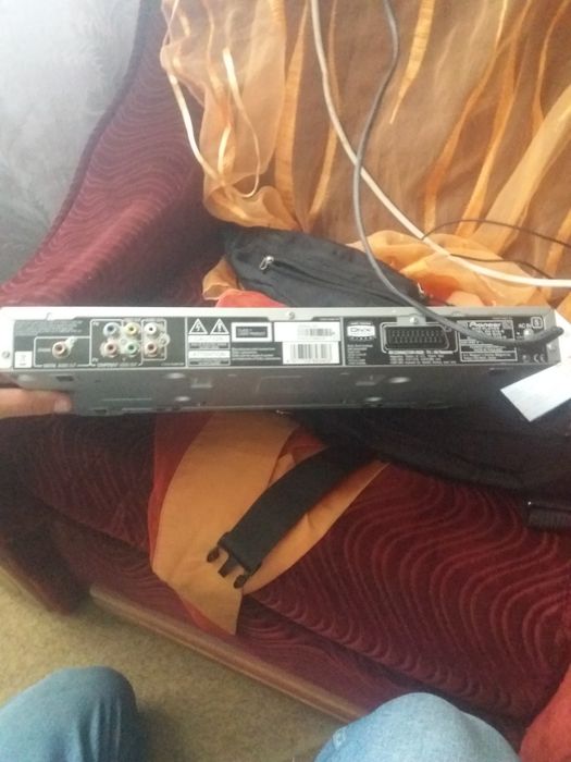 Продам DVD в хорошому стані