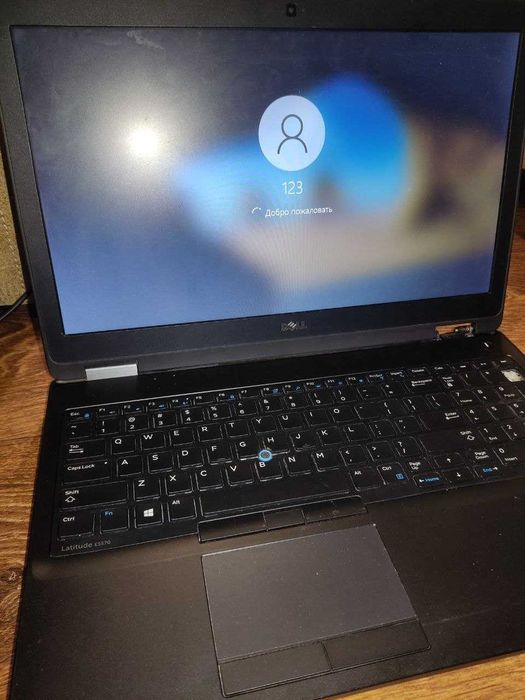 Dell latitude e5570 i5 6200u\8gb ddr4 \ 180 gb SSD