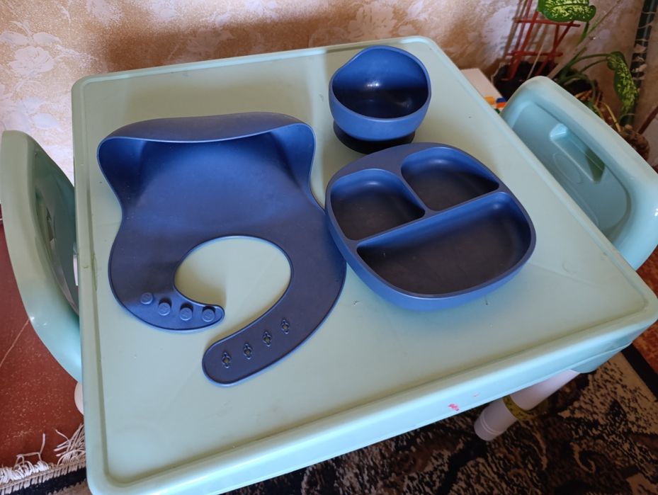 Дитячий посуд силіконовий дитячий для прикормки