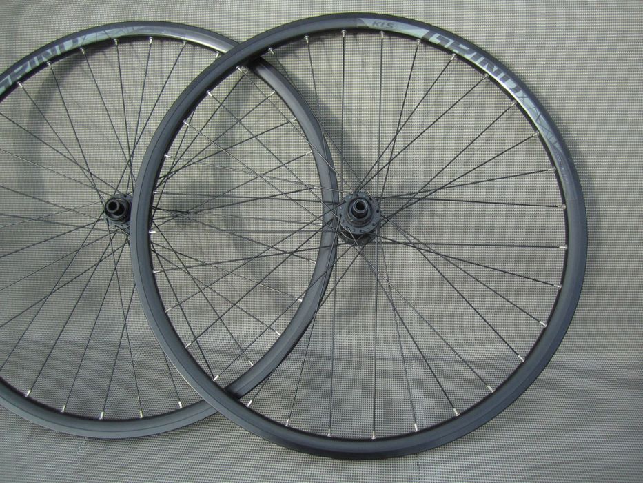 Koła 28/700c KLS GRIND piasty Novatec komplet P+T szosa gravel cross