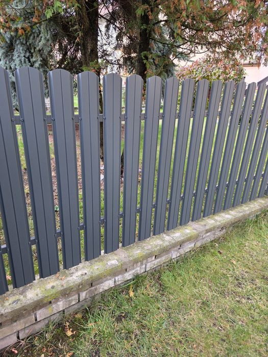 Sztachety metalowe producent