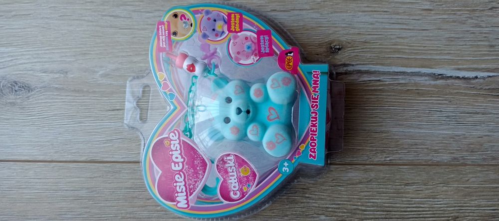 Nowy Miś Epiś Eppe Misie Episie Całuski Ptyś interaktywny