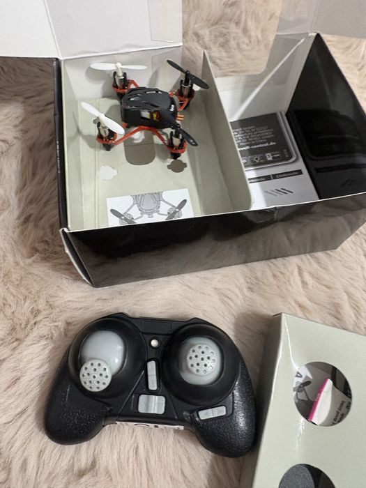 mini dron Revell Control Nano Quad