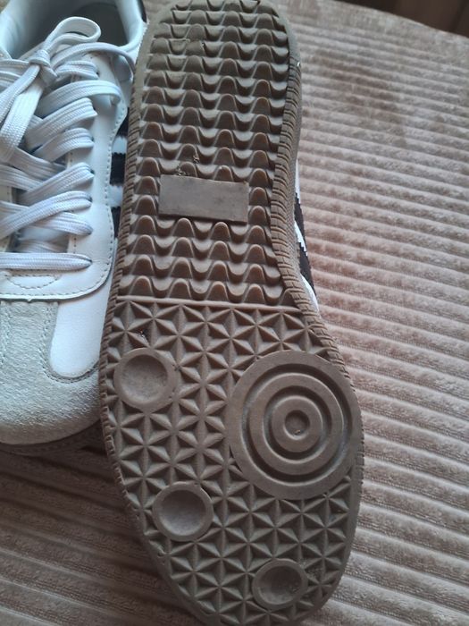 Продам красовки  Adidas Samba