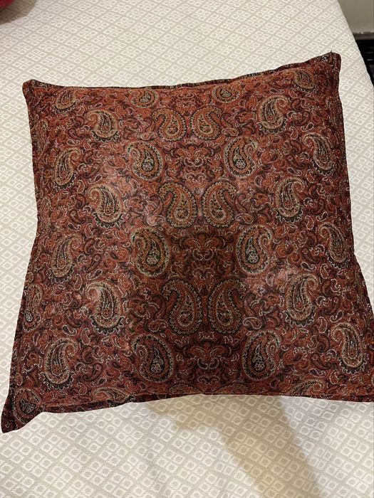 Almofada de estilo oriental, persa, paquistanesa.