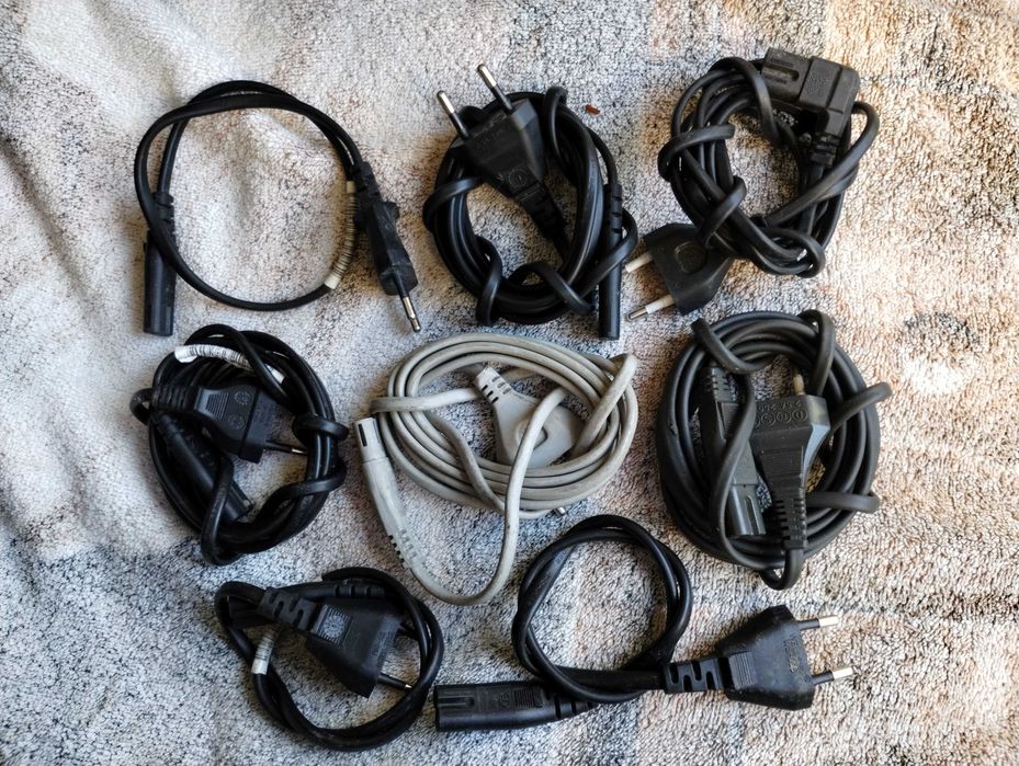 Kabel zasilający sprzęt audio