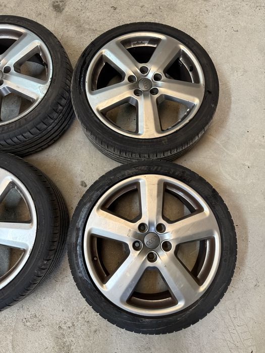 Jantes 18 com pneus RS6 225/40r18 5x112