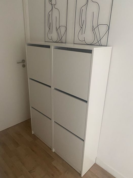 Conjunto de 2 sapateiras como novas