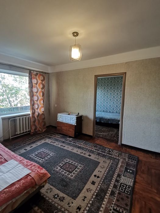 Продам 2х ком квартиру в центре города