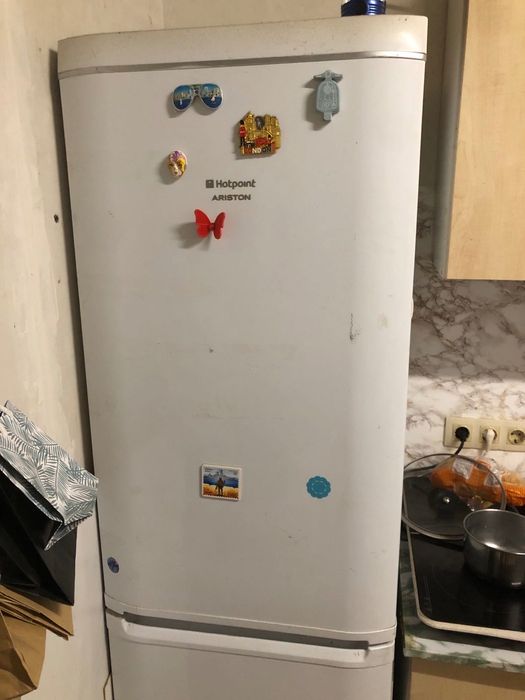 холодильник Ariston