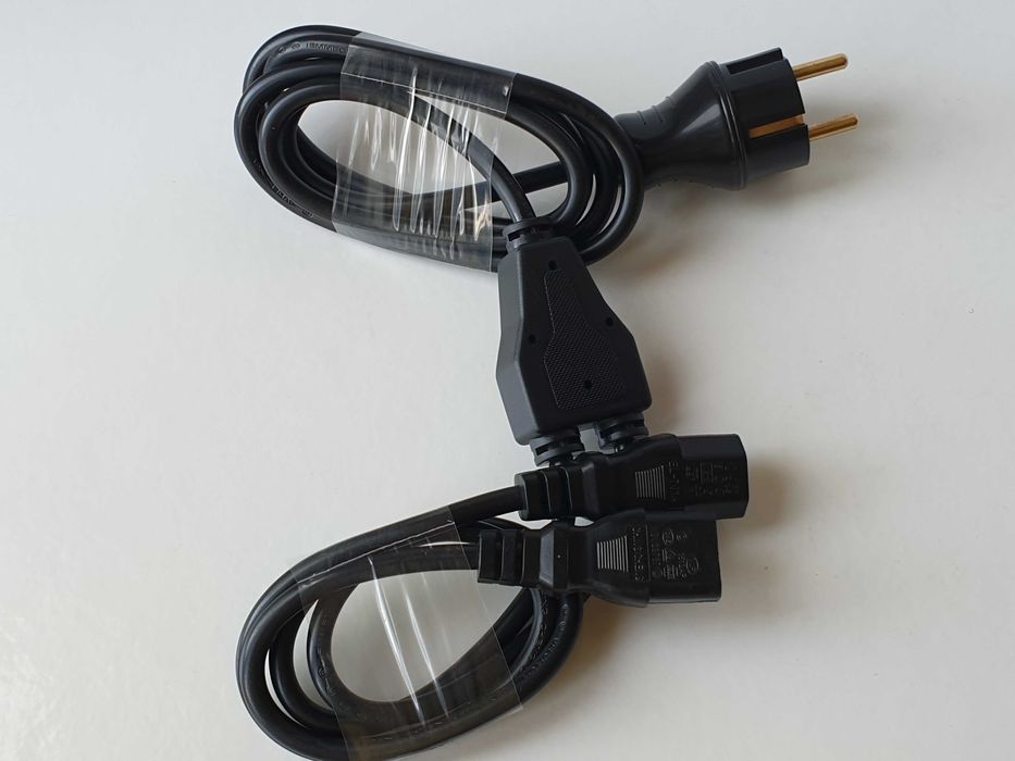 Кабель живлення 2xC13 250V розгалужувач EL-701A C13/PC-186-ML6