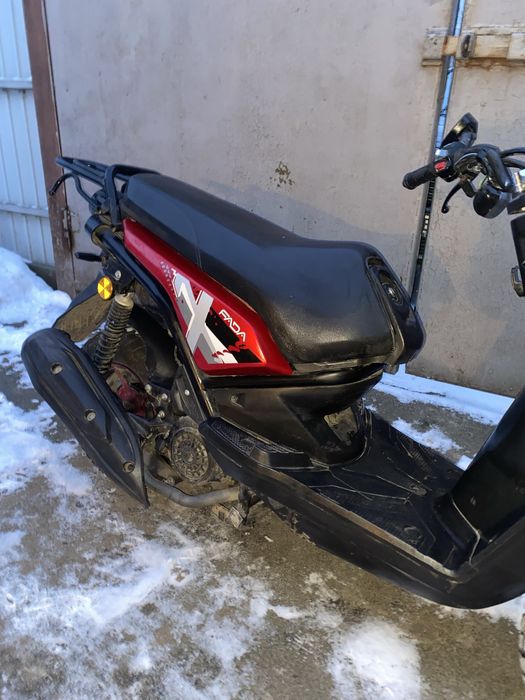 Продам скутер. Fada YB150T-35 BWS