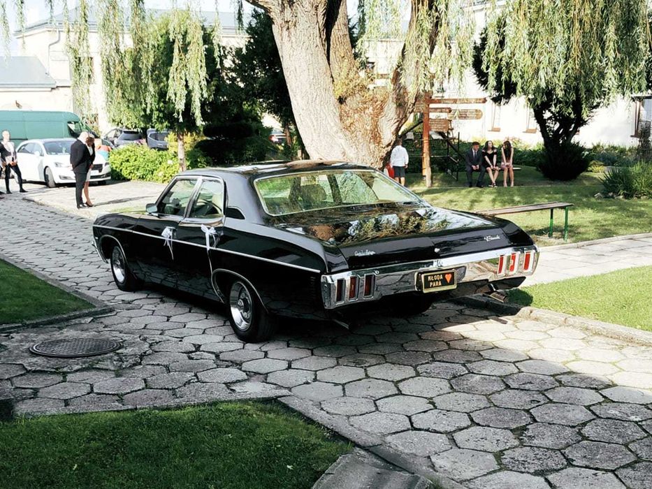 Impala Supernatural czarna klasyk do ślubu auto samochód ślub wesele Klimatyzacja