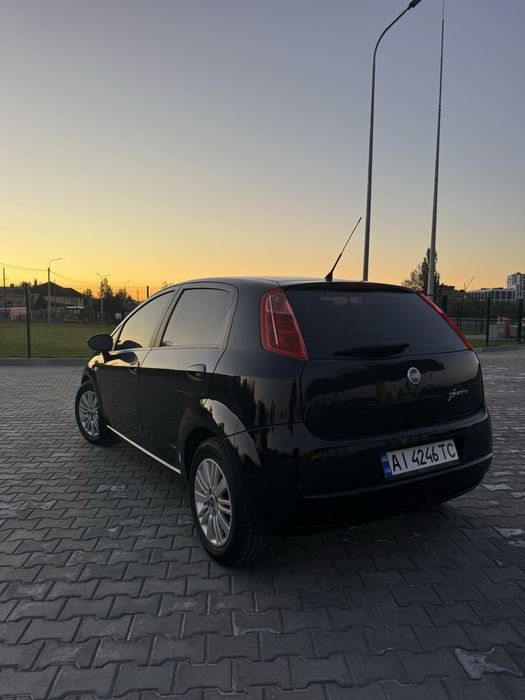 продам Fiat punto (grande) 1.4 чорний Автомат