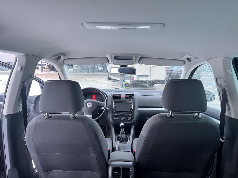 Volkswagen Golf пʼятого покоління