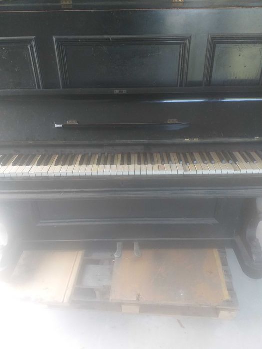 Sprzedam pianino