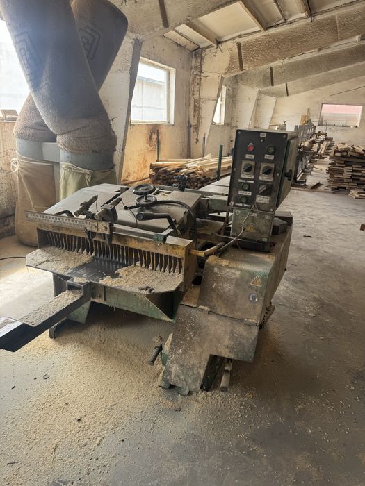 Двопильний обрізний верстат (двопил) польського виробництва