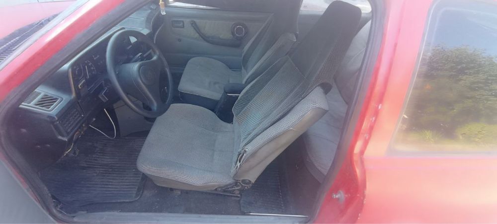 авто Опель кадет 1.3