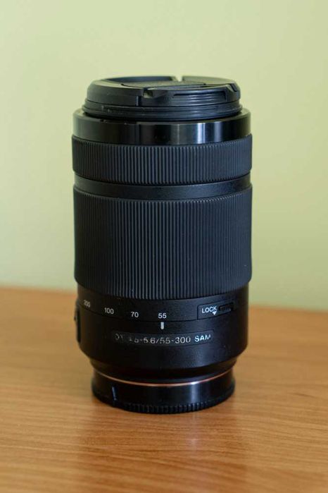 Sony DT 4.5-5.6/55-300 SAM mocowanie Sony A