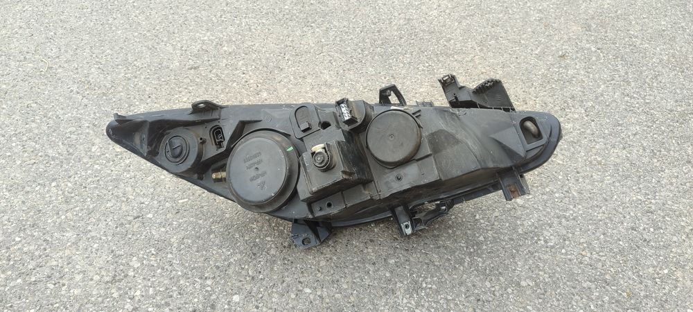 Peugeot 307 CC cabrio Lift lampa przód przednia lewa lub prawa soczewk