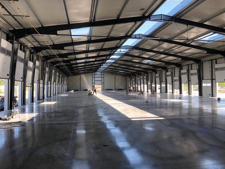 Konstrukcja stalowa hali 1800m2 (25x72x4m)