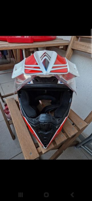 Capacete mota Airoh