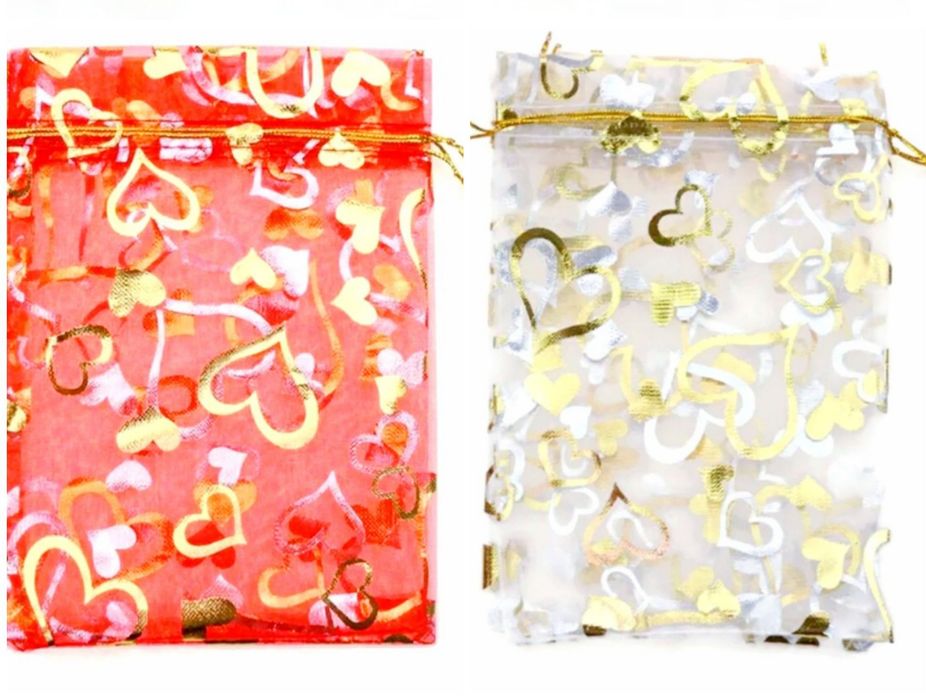 Bransoletka czerwona na szczęście z koniczynką prezent woreczek