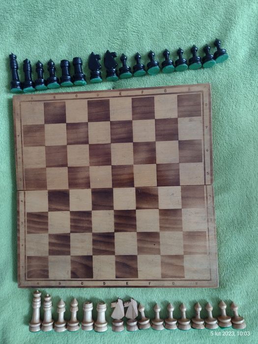 szachy drewniane prl