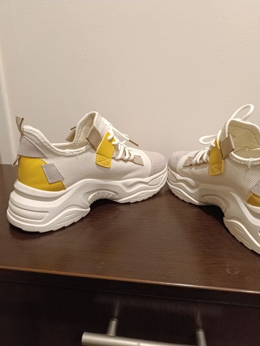 Buty sportowe damskie roz 40 Marquiiz