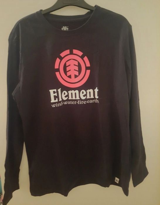 Camisola preta element