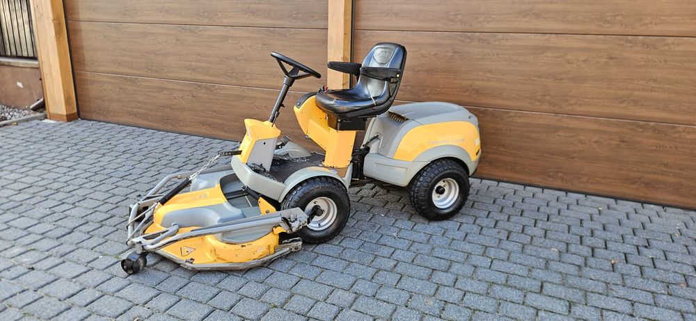 Traktorek kosiarka stiga 4x4 pro park pług do śniegu