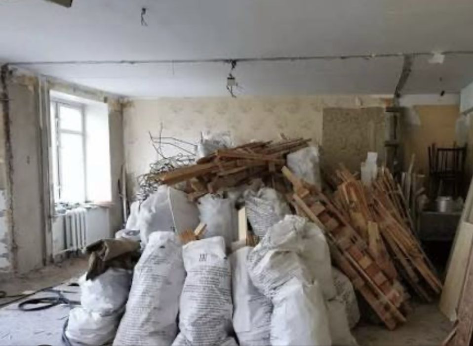 Демонтажні роботи Львів