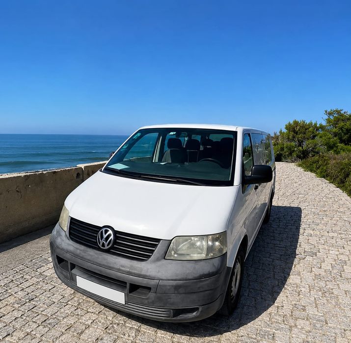 Volkswagen Transporter T5 — 04/2006 — 9 lugares Excelente Mecânica