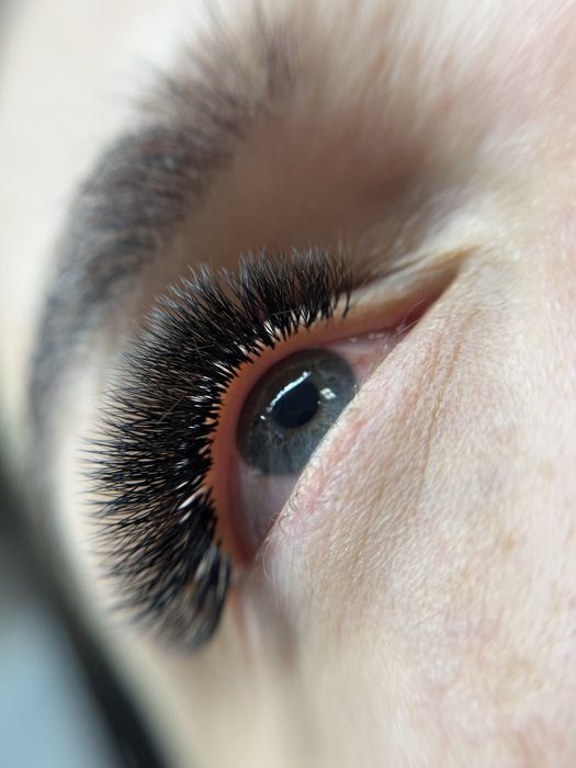 Наращивание/ ламинирование ресниц/окрашивание и ламинирование бровей