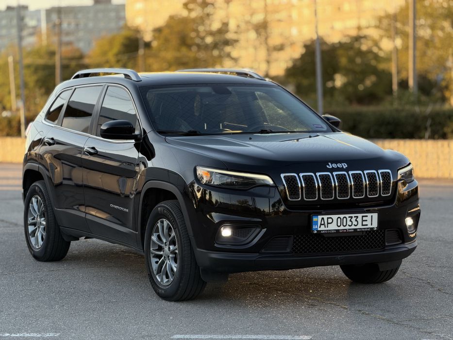Продам Jeep Cherokee